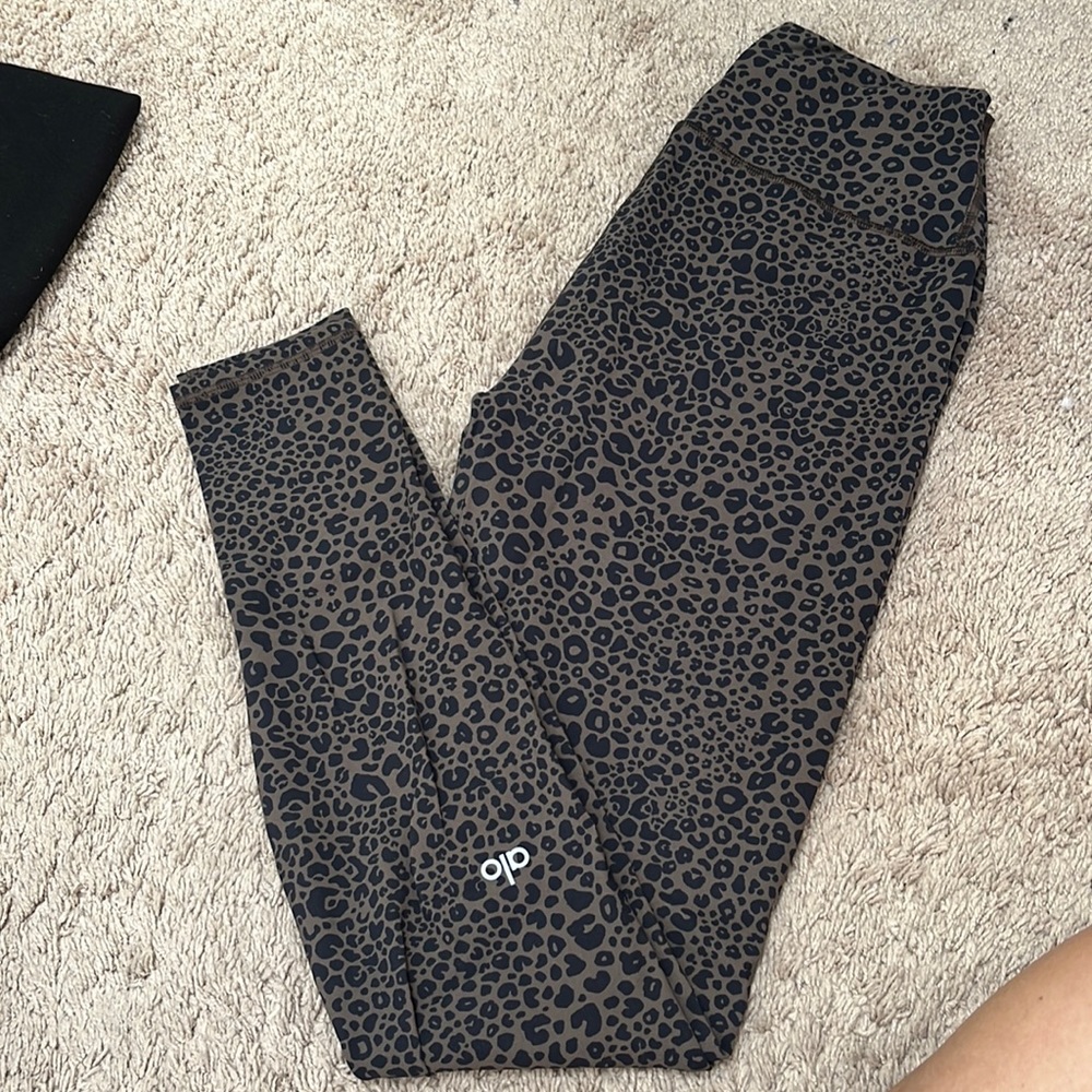 COPY - Alo yoga animal print leggings